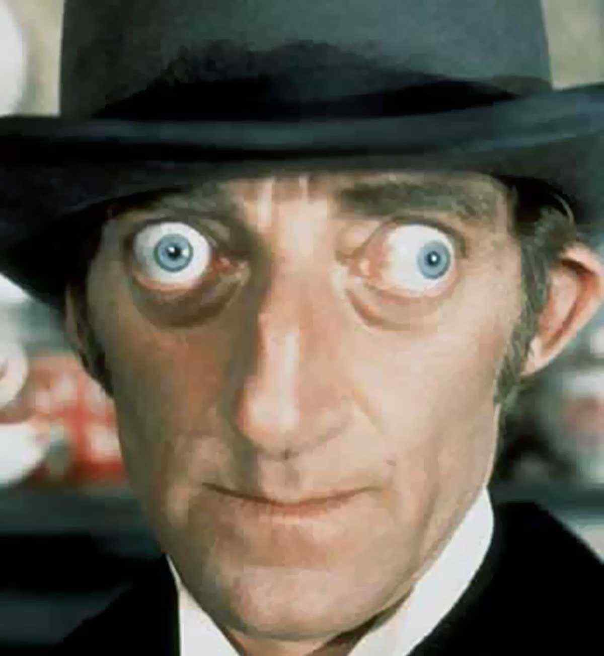 https://www.horrorsociety.com/wp-content/uploads/2014/12/Marty-Feldman.jpg